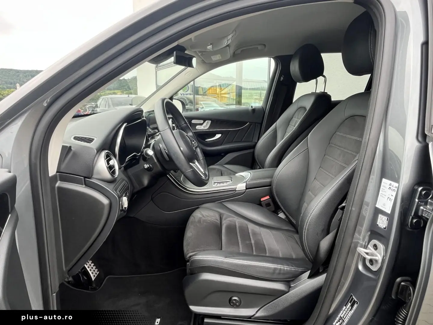 MERCEDES-BENZ GLC 200 4Matic Amg Line   Navi LED  Alcantara