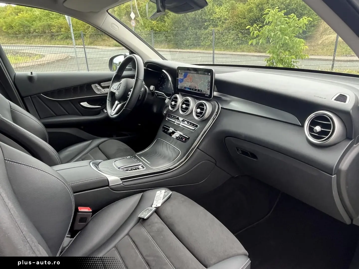 MERCEDES-BENZ GLC 200 4Matic Amg Line   Navi LED  Alcantara