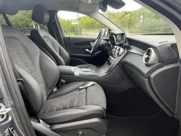 MERCEDES-BENZ GLC 200 4Matic Amg Line   Navi LED  Alcantara