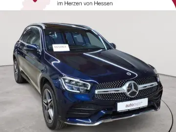 MERCEDES-BENZ GLC 300 4M-AMG AHK PANO DIS BusiP KomfP