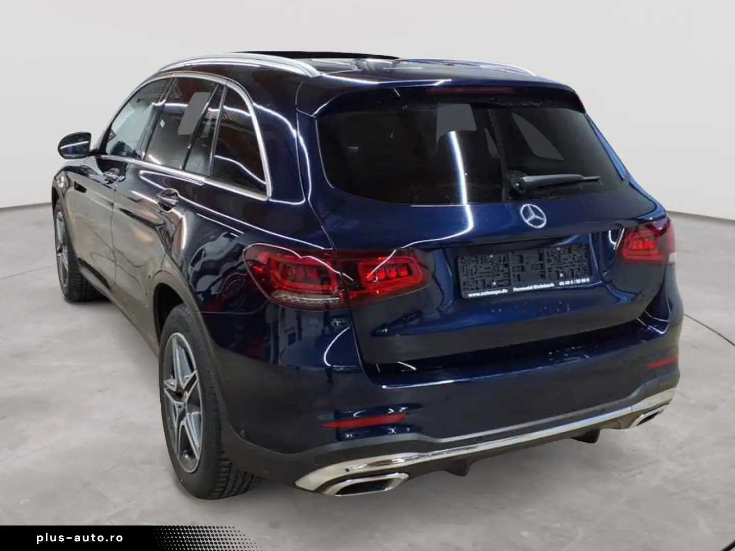 MERCEDES-BENZ GLC 300 4M-AMG AHK PANO DIS BusiP KomfP