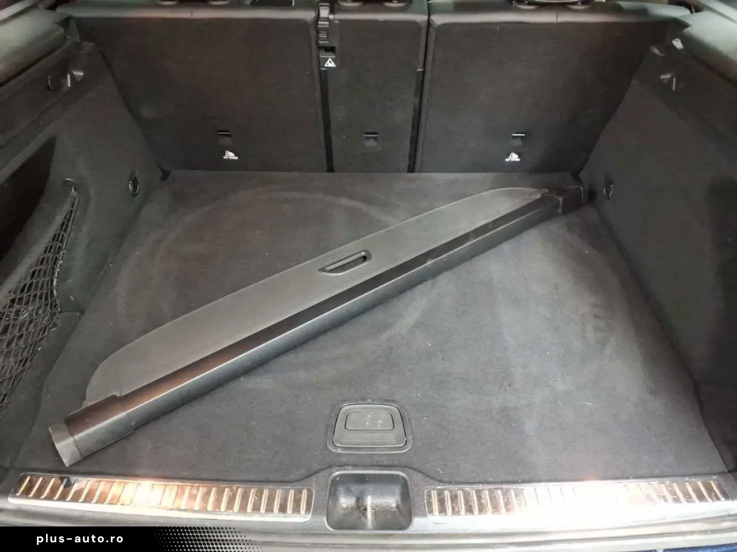 MERCEDES-BENZ GLC 300 4M-AMG AHK PANO DIS BusiP KomfP