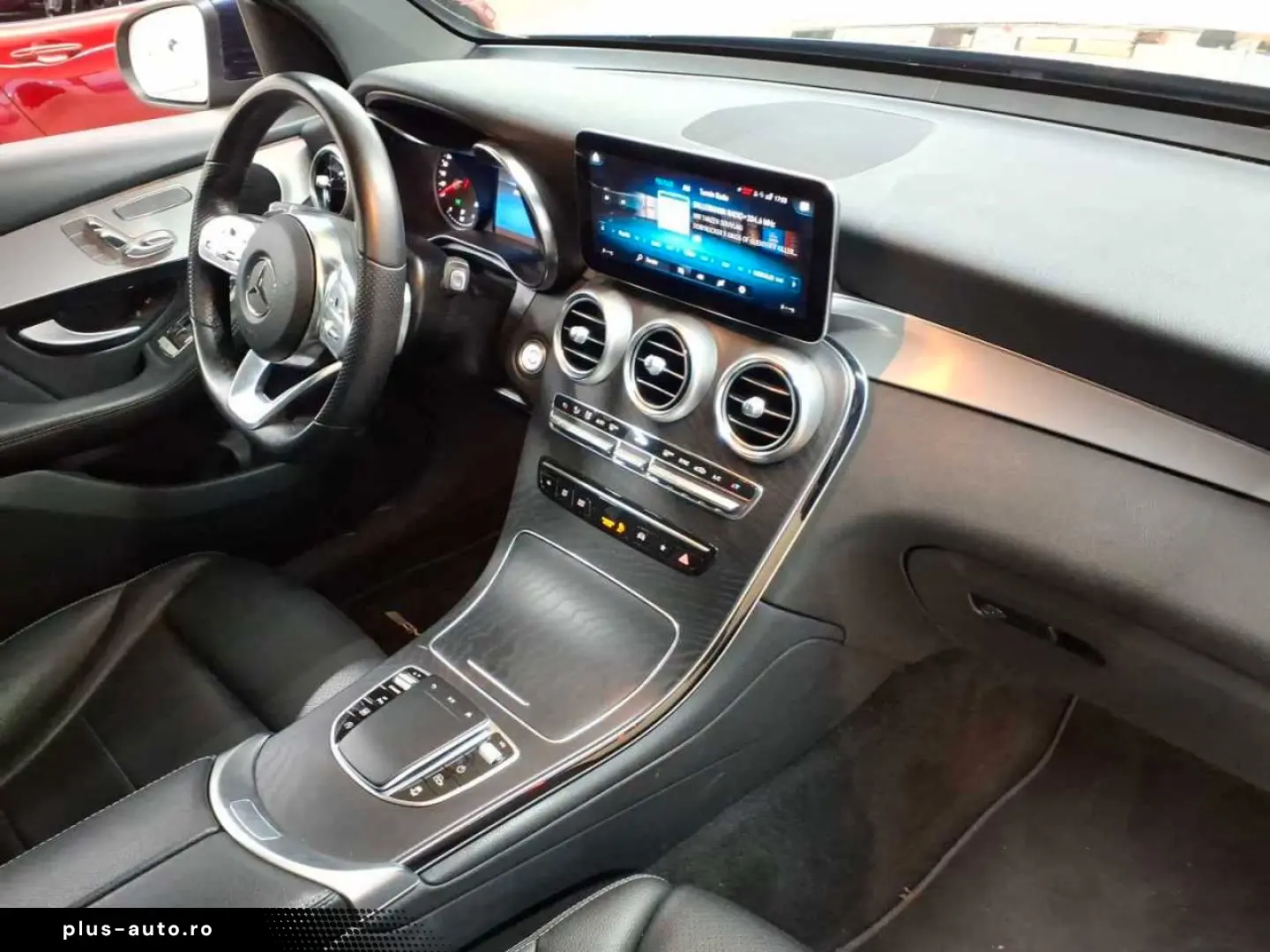 MERCEDES-BENZ GLC 300 4M-AMG AHK PANO DIS BusiP KomfP