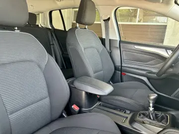 Ford Focus 1.0 EcoBoost Connected