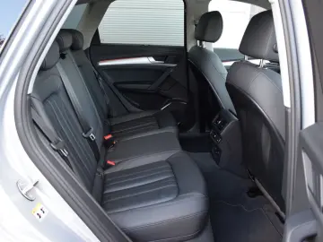 AUDI Q5 40 TFSI quattro  advanced Pano Navi LED ACC