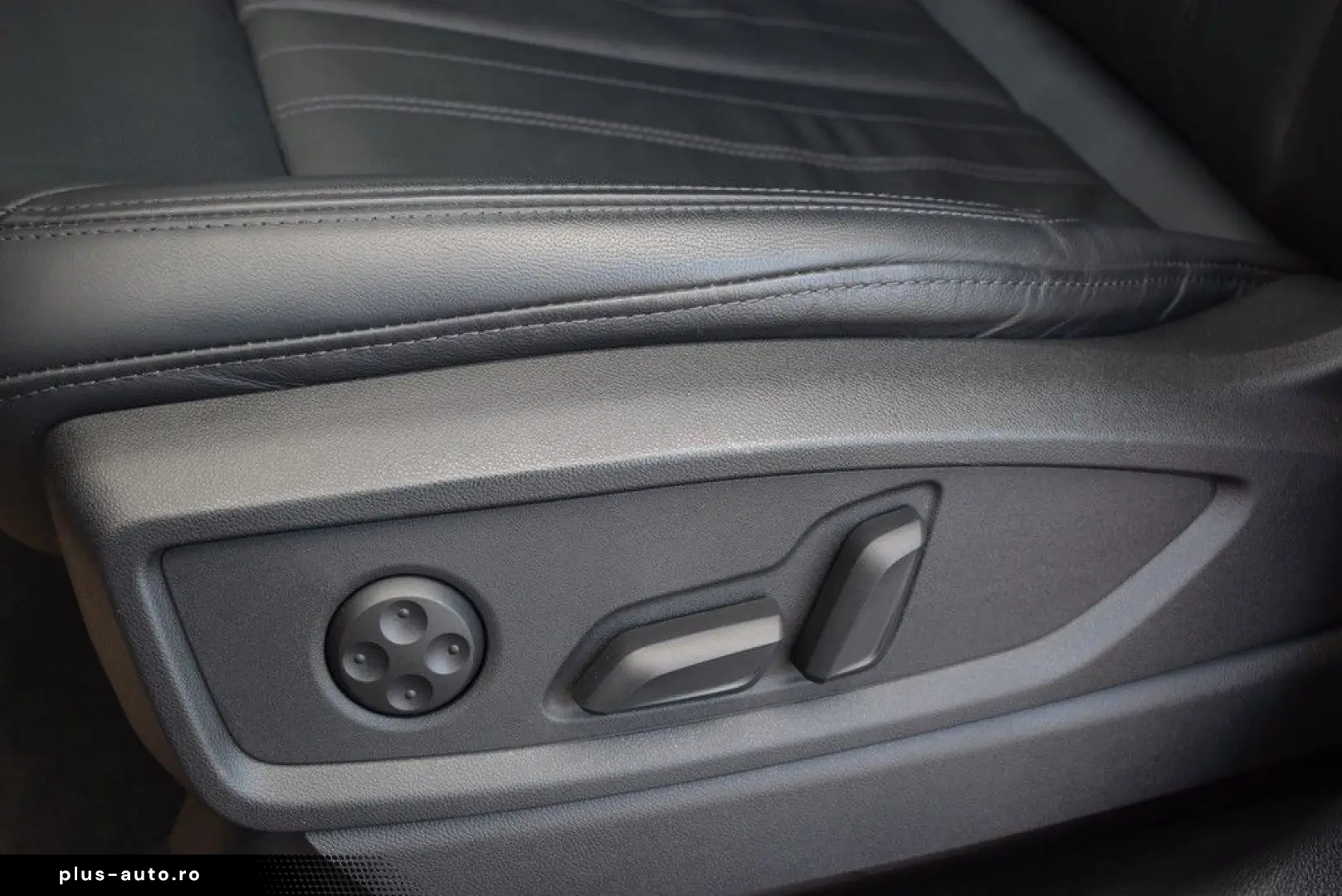 AUDI Q5 40 TFSI quattro  advanced Pano Navi LED ACC