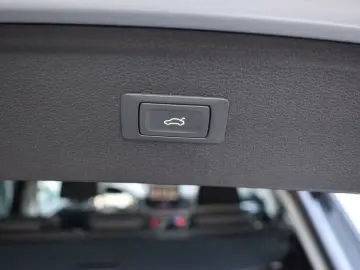 AUDI Q5 40 TFSI quattro  advanced Pano Navi LED ACC