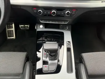 AUDI Q5 45 2.0 TFSI quattro S-tronic AHK RFK ACC B&O