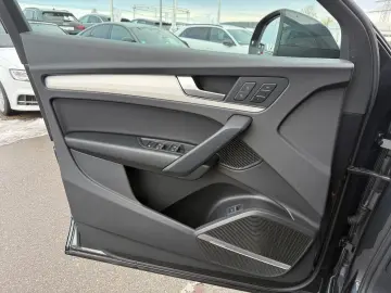 AUDI Q5 45 2.0 TFSI quattro S-tronic AHK RFK ACC B&O