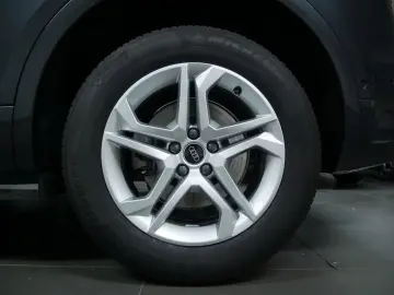 AUDI Q5 40 TFSI quattro advanced AHK PANO KAMERA NAVI