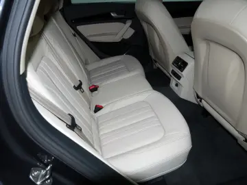 AUDI Q5 40 TFSI quattro advanced AHK PANO KAMERA NAVI