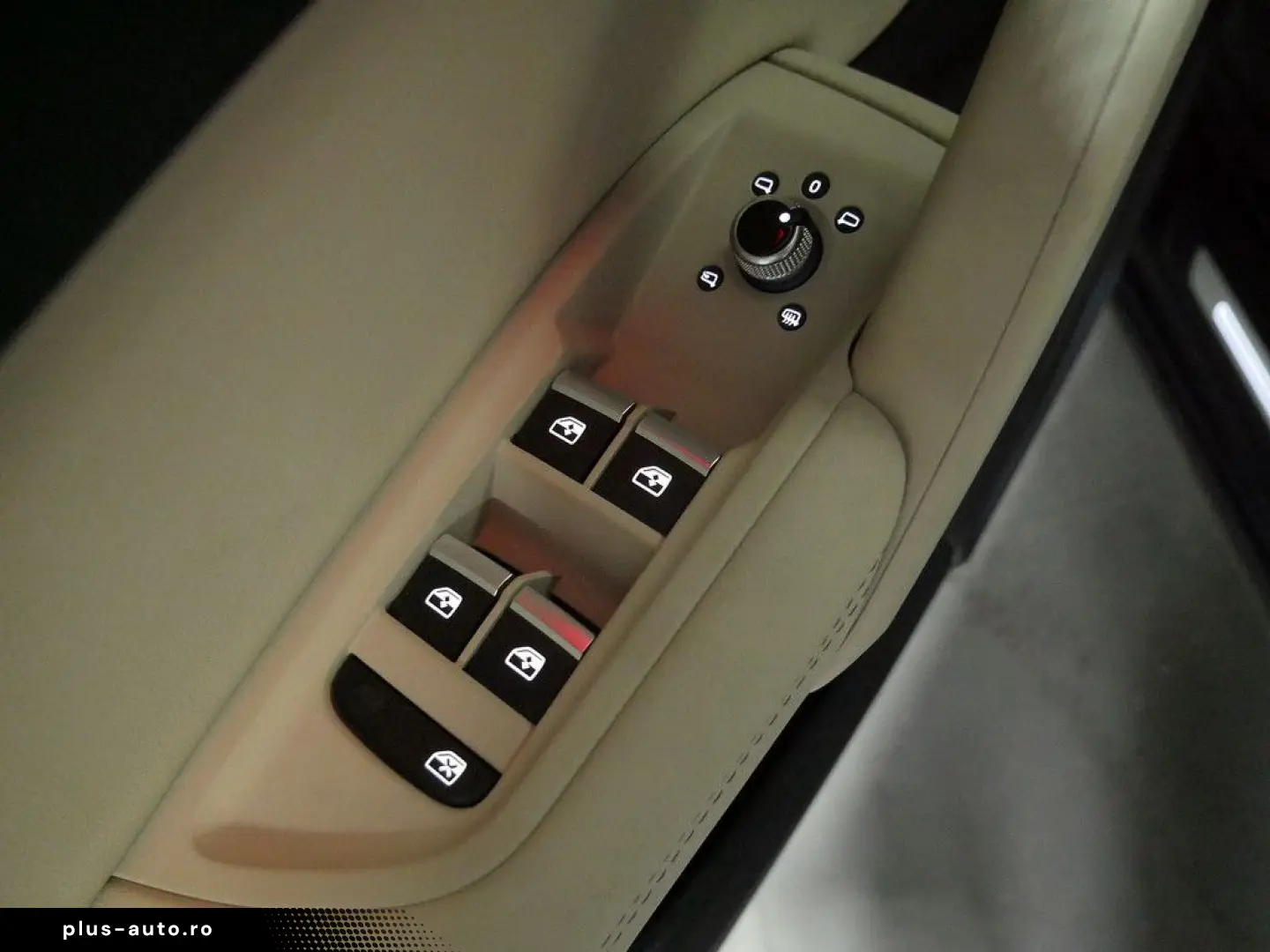 AUDI Q5 40 TFSI quattro advanced AHK PANO KAMERA NAVI