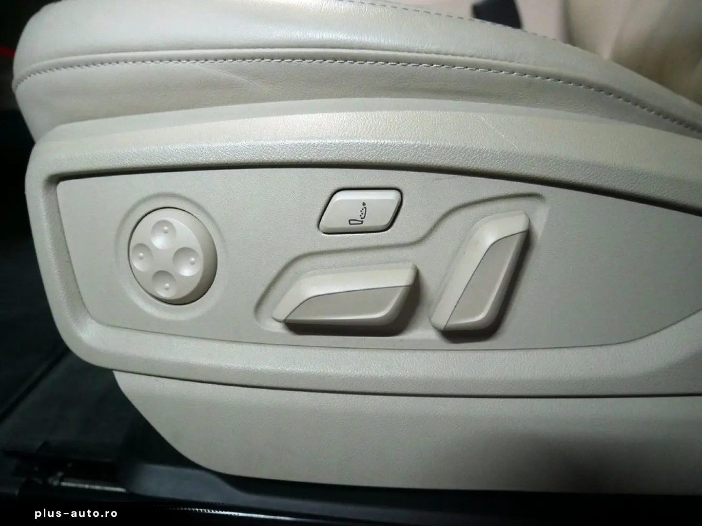 AUDI Q5 40 TFSI quattro advanced AHK PANO KAMERA NAVI