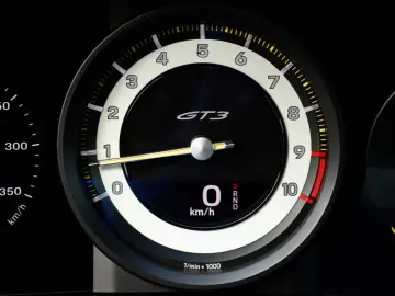 PORSCHE 992 GT3 CLUBSPORT PCCB SCHALENSITZE APPROVED