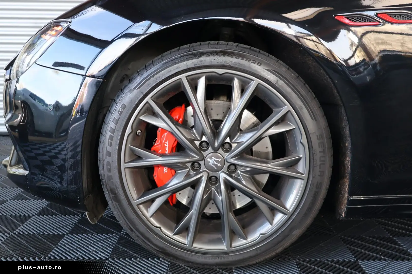 MASERATI Ghibli S Q4 V6 3.0L TROFEO OPTIK CARPLAY H&K RFK