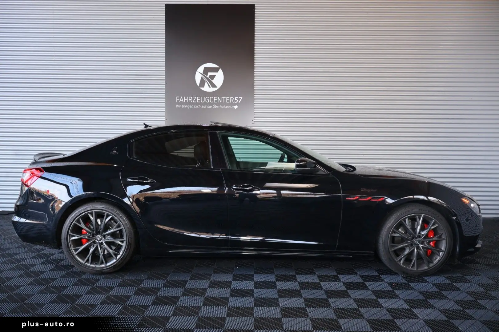 MASERATI Ghibli S Q4 V6 3.0L TROFEO OPTIK CARPLAY H&K RFK