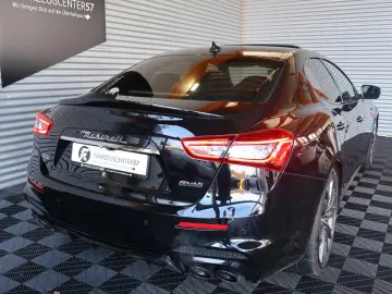 MASERATI Ghibli S Q4 V6 3.0L TROFEO OPTIK CARPLAY H&K RFK