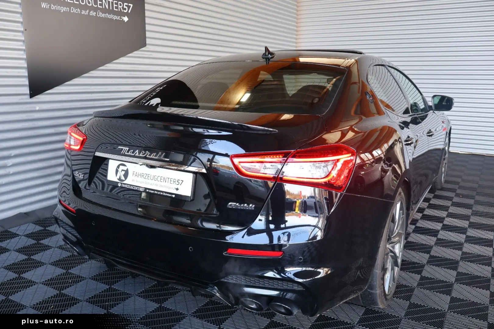 MASERATI Ghibli S Q4 V6 3.0L TROFEO OPTIK CARPLAY H&K RFK