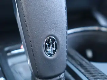 MASERATI Ghibli S Q4 V6 3.0L TROFEO OPTIK CARPLAY H&K RFK