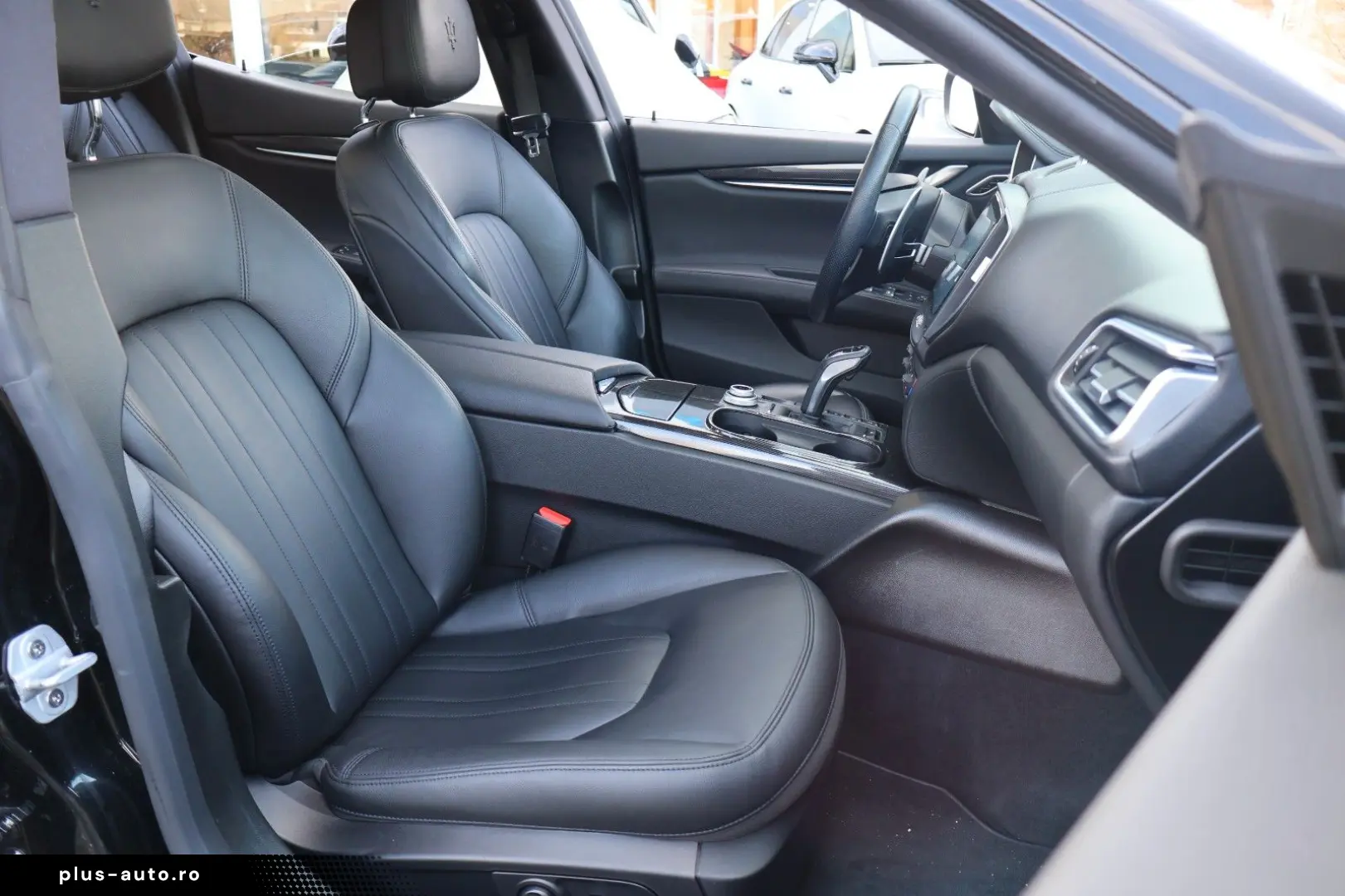 MASERATI Ghibli S Q4 V6 3.0L TROFEO OPTIK CARPLAY H&K RFK