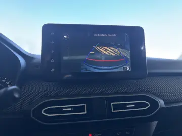 Dacia Logan TCe 90 MT6 Journey