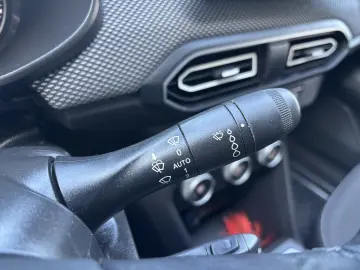 Dacia Logan TCe 90 MT6 Journey