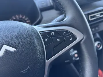 Dacia Logan TCe 90 MT6 Journey