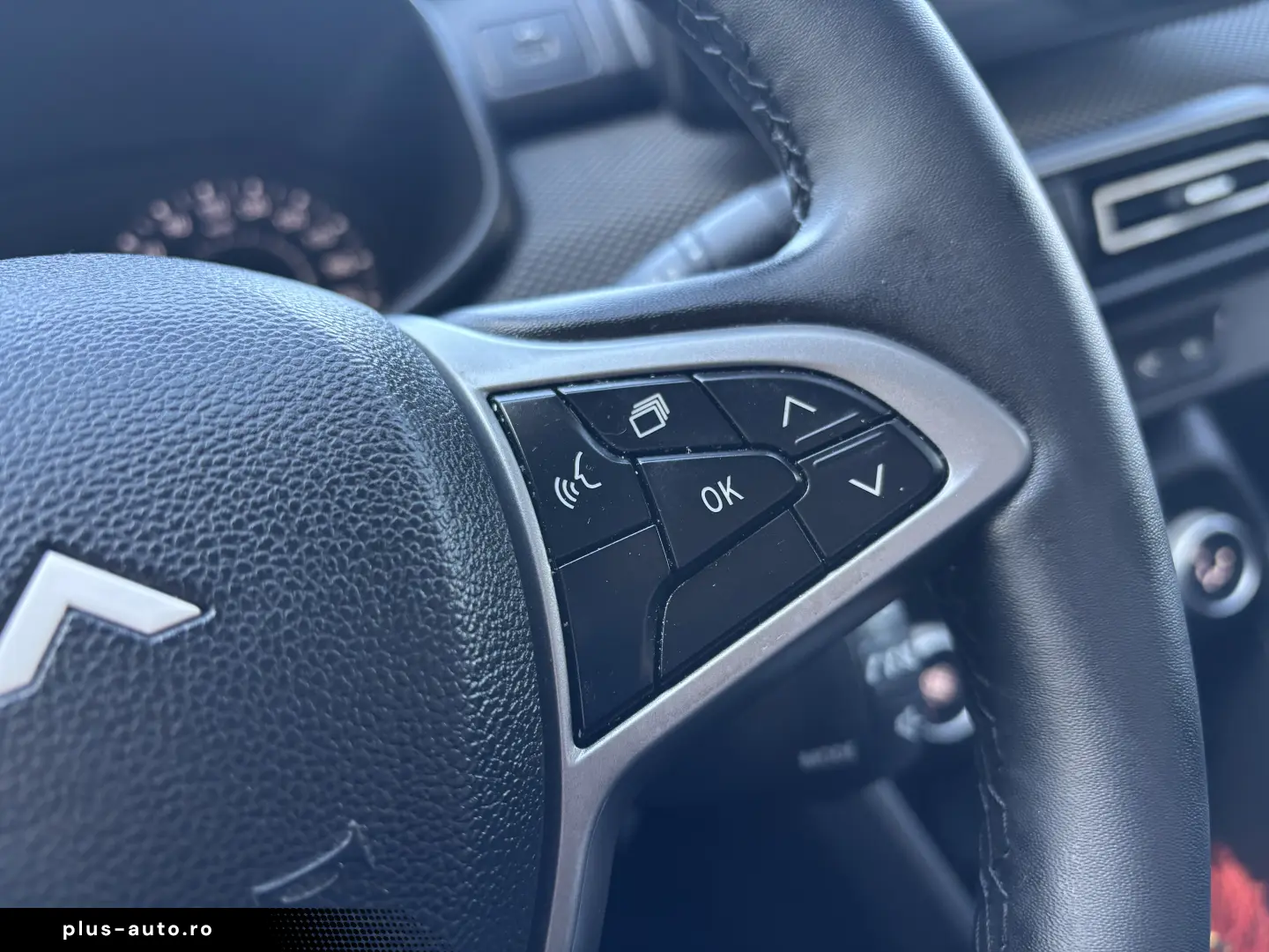 Dacia Logan TCe 90 MT6 Journey