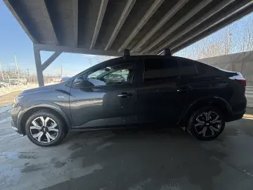 Dacia Logan TCe 90 MT6 Journey