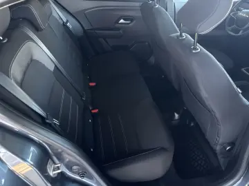 Dacia Logan TCe 90 MT6 Journey