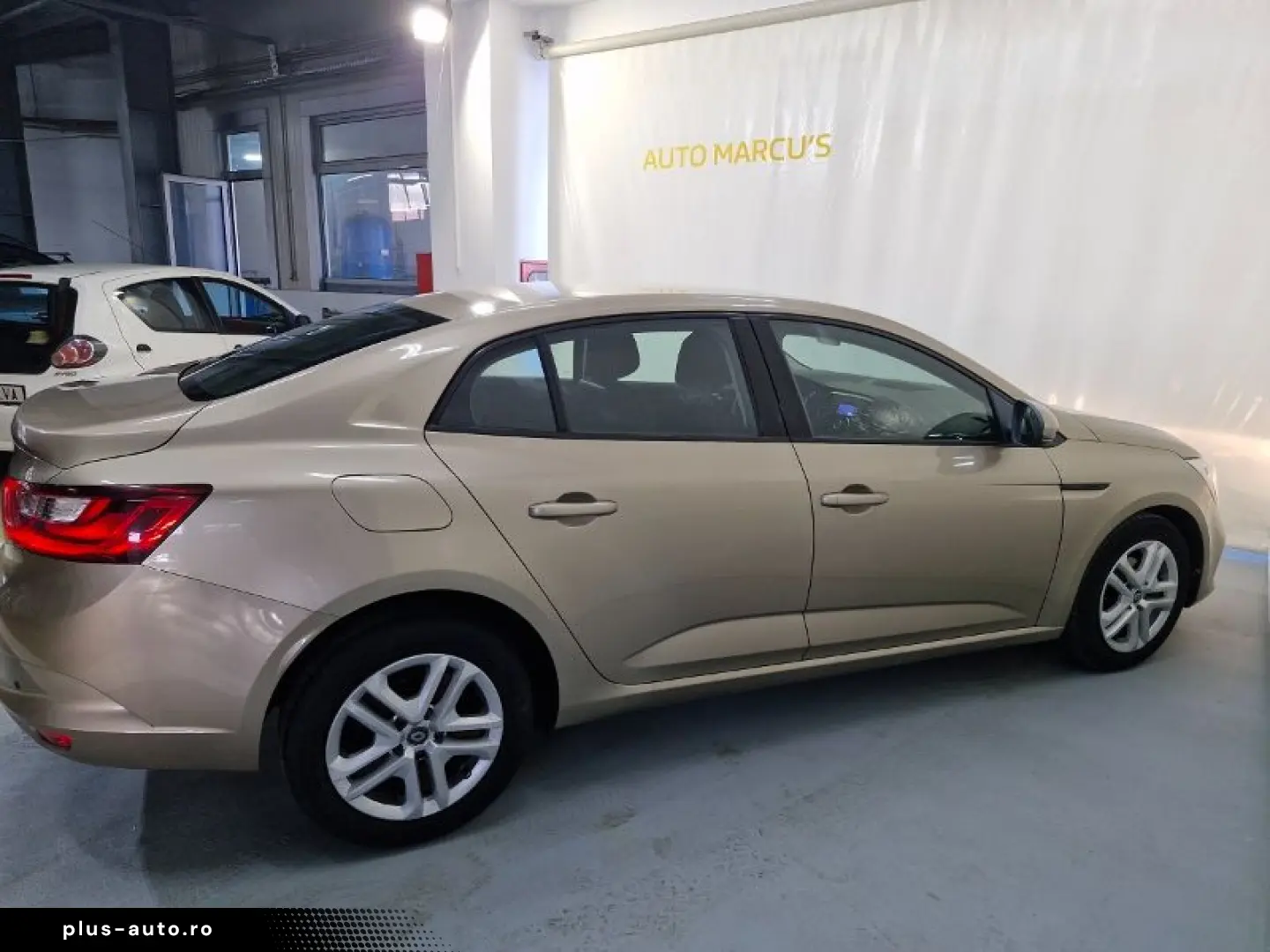 RENAULT MEGANE 1.3 TCe 116CP Business