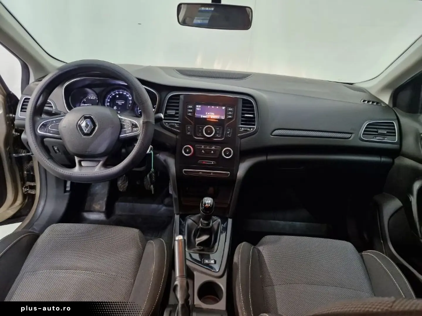 RENAULT MEGANE 1.3 TCe 116CP Business