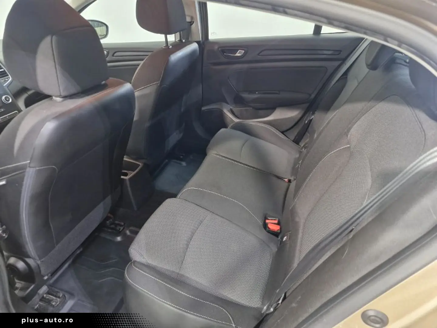 RENAULT MEGANE 1.3 TCe 116CP Business