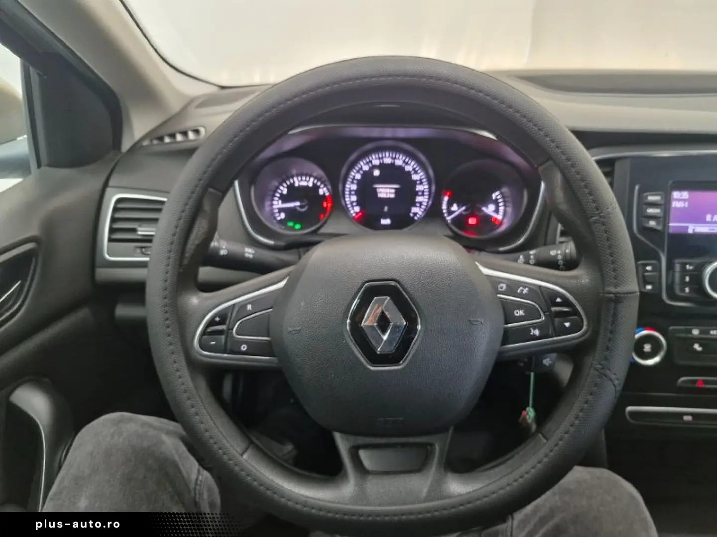 RENAULT MEGANE 1.3 TCe 116CP Business