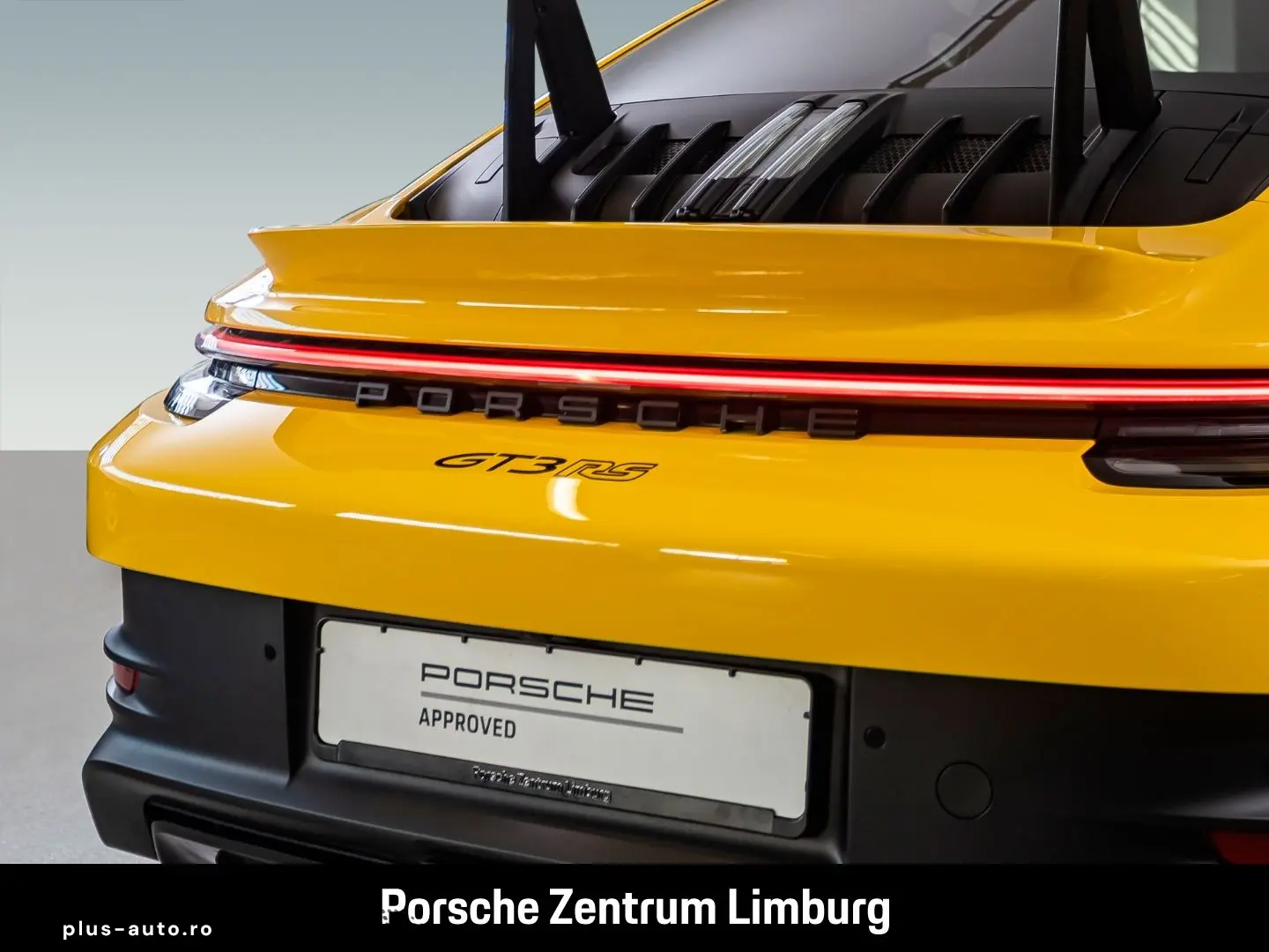 PORSCHE 992 911 GT3 RS Clubsportpaket Weissach-Paket LED