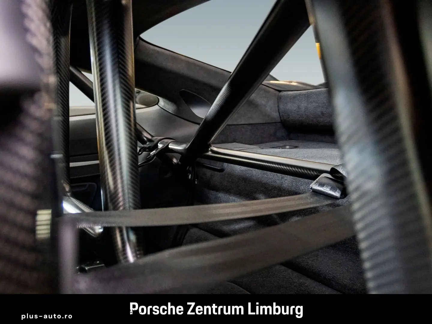 PORSCHE 992 911 GT3 RS Clubsportpaket Weissach-Paket LED