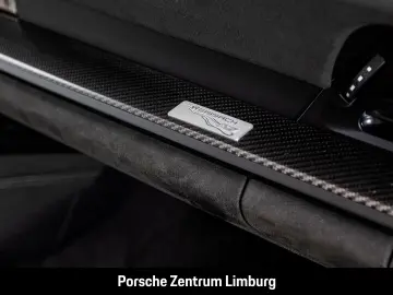 PORSCHE 992 911 GT3 RS Clubsportpaket Weissach-Paket LED