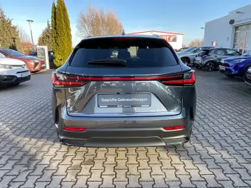 LEXUS NX 350h Executive Line ACC LED Pano SD 2xKlima