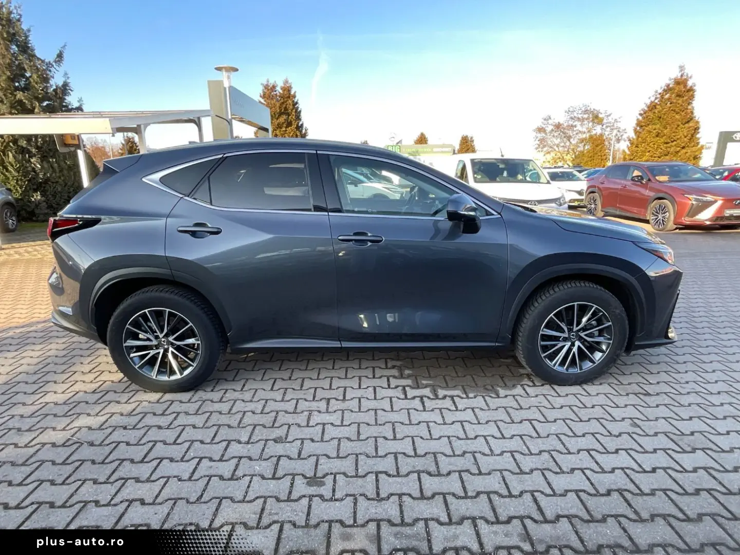 LEXUS NX 350h Executive Line ACC LED Pano SD 2xKlima
