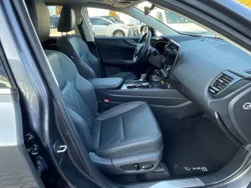 LEXUS NX 350h Executive Line ACC LED Pano SD 2xKlima