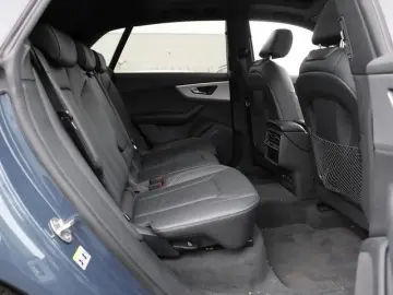 AUDI Q8 50 TDI quattro S line LM22 HD Matrix HuD AHK