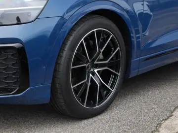 AUDI Q8 50 TDI quattro S line LM22 HD Matrix HuD AHK