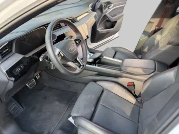 AUDI Q8 Sportback 55 quattro S line HUD PANO NAVI LED