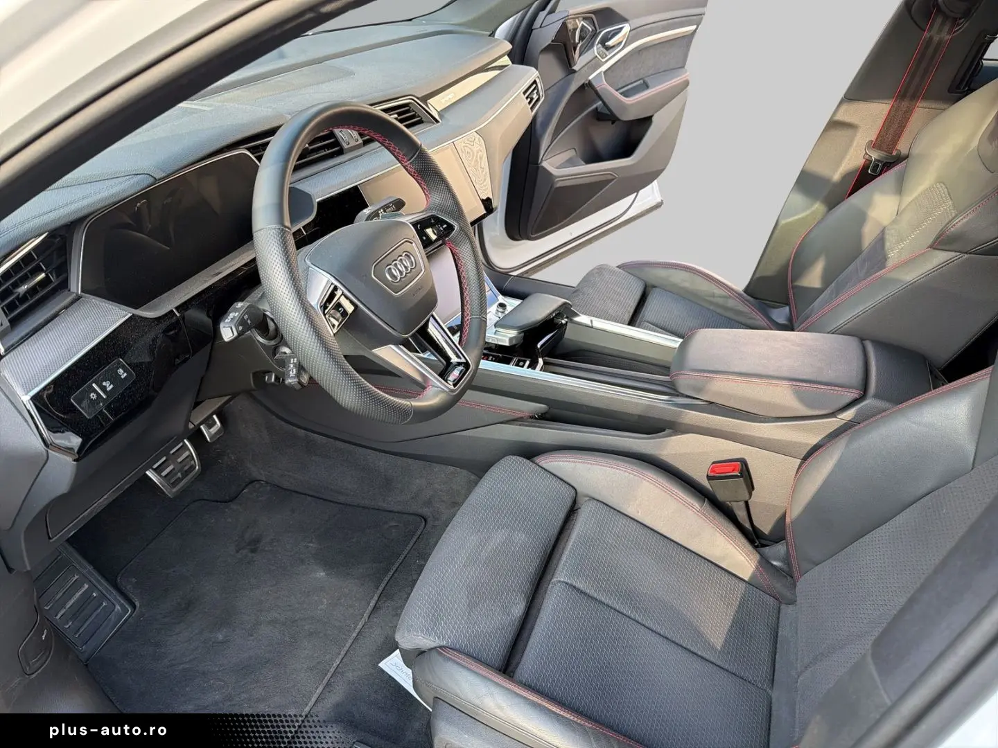 AUDI Q8 Sportback 55 quattro S line HUD PANO NAVI LED