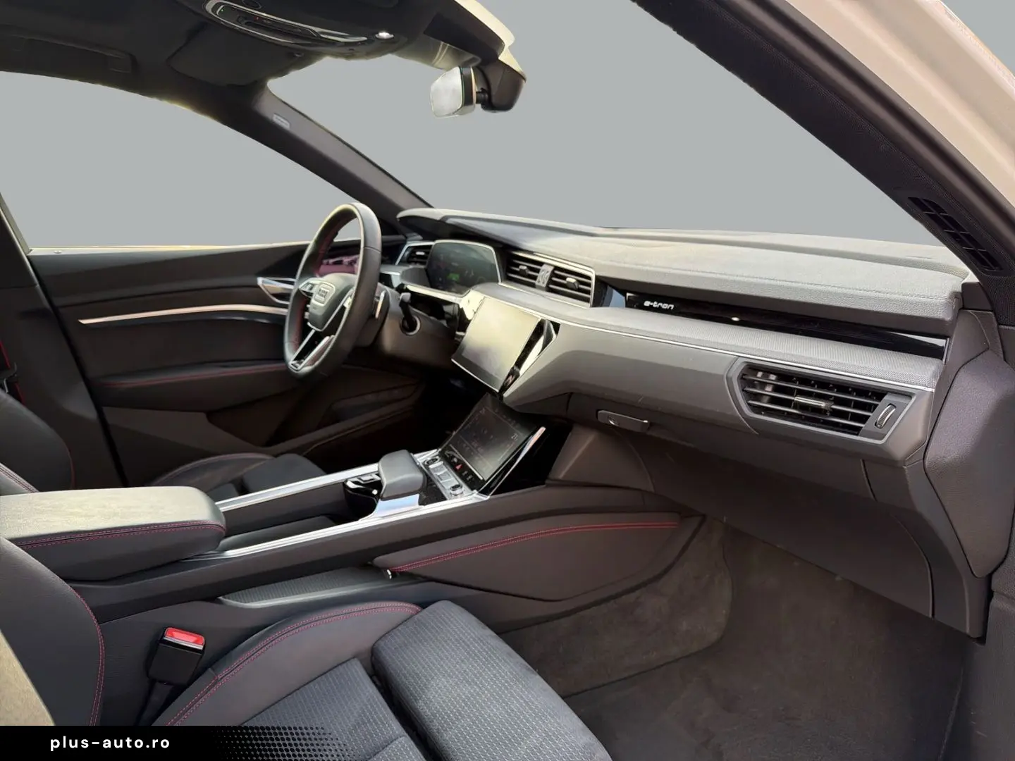 AUDI Q8 Sportback 55 quattro S line HUD PANO NAVI LED