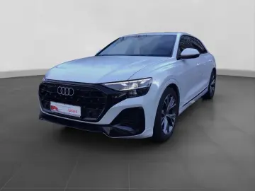 AUDI Q8 55 TFSIe Q S LINE PANO LEDER LM21 AHK