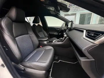 TOYOTA RAV 4 2.5 Style 4X4 FACELIFT LED NAVI JBL KAMERA