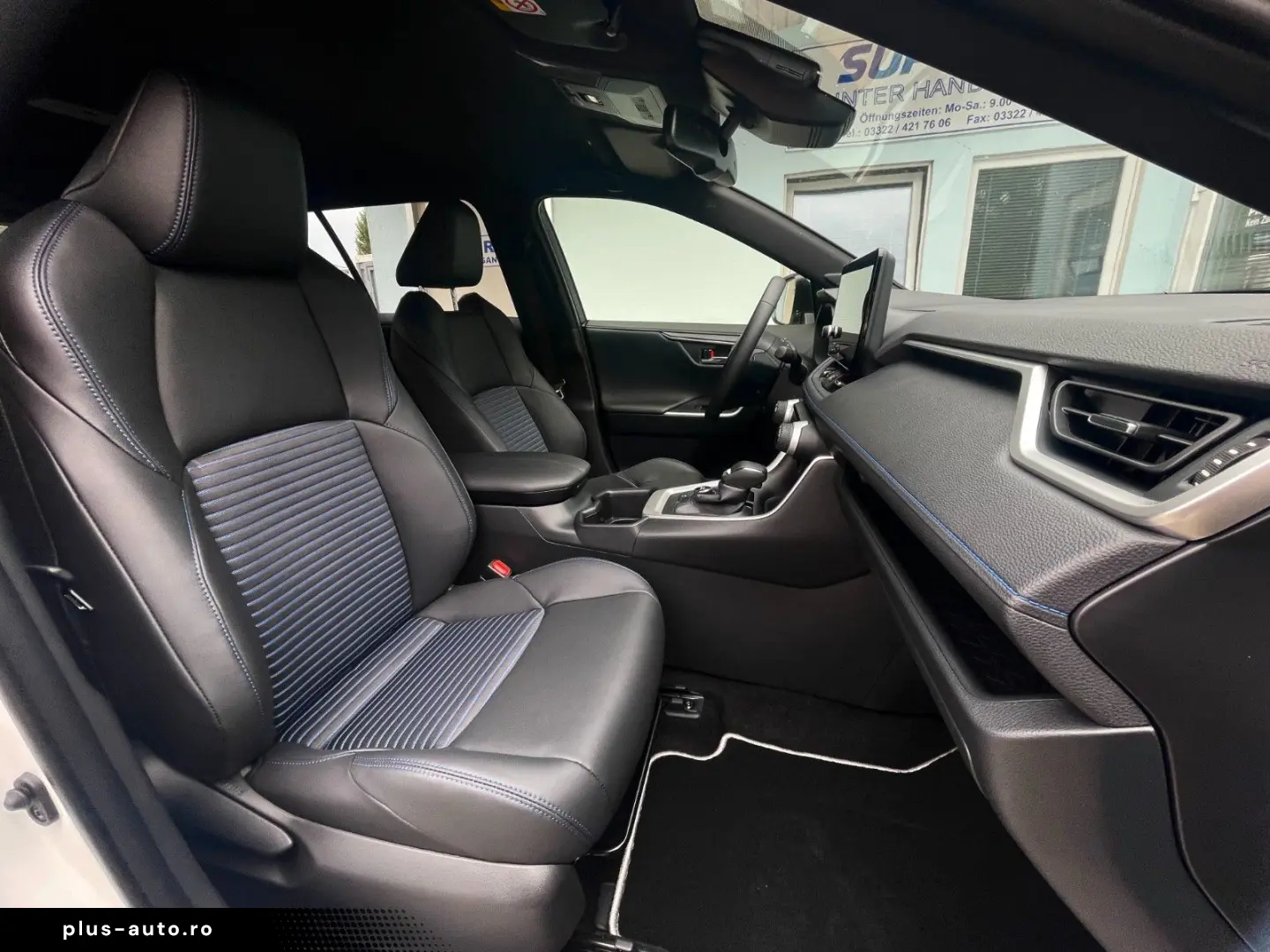 TOYOTA RAV 4 2.5 Style 4X4 FACELIFT LED NAVI JBL KAMERA