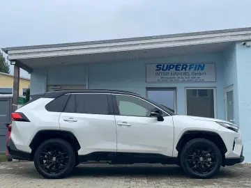 TOYOTA RAV 4 2.5 Style 4X4 FACELIFT LED NAVI JBL KAMERA