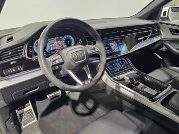 AUDI Q8 55 TFSI e S Line Black Pano Matrix HuD AHK 21